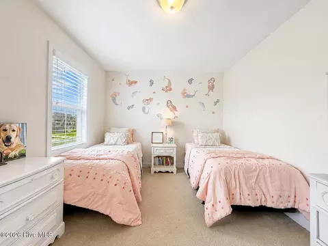 Bedroom - 589 Aurora Pl, Hampstead, NC 28443 photo 10 of 12