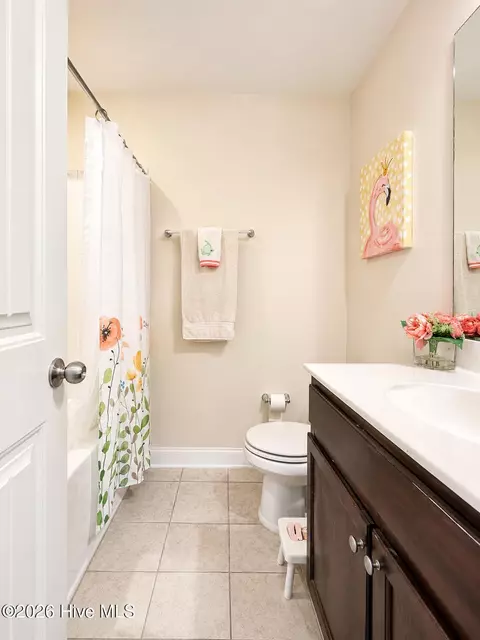 Bath - 589 Aurora Pl, Hampstead, NC 28443 photo 8 of 10