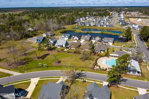 View/Area - 589 Aurora Pl, Hampstead, NC 28443 photo 14 of 16