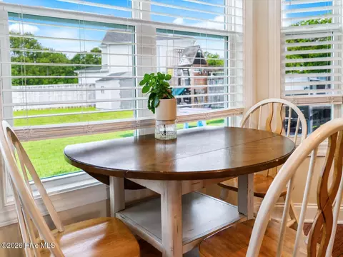 Dining - 589 Aurora Pl, Hampstead, NC 28443 photo 4 of 5