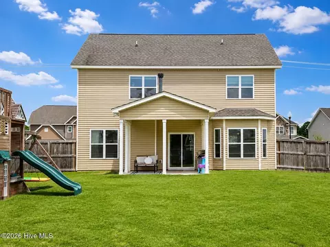 Exterior - 589 Aurora Pl, Hampstead, NC 28443 photo 12 of 26