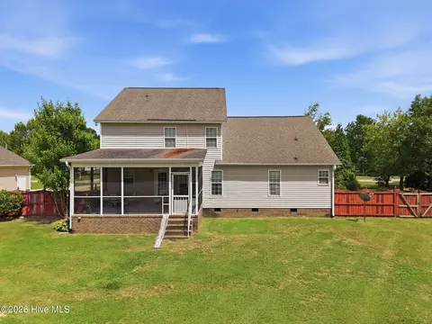 Exterior - 534 Patsy Dr, Greenville, NC 27858 photo 5 of 12