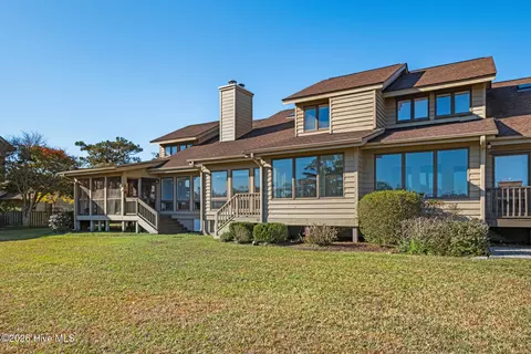 Exterior - 115 Egret Ct, Hampstead, NC 28443 photo 2 of 5