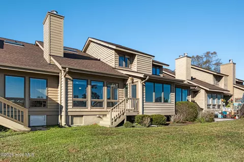 115 Egret Ct, Hampstead, NC 28443