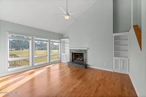 Living - 115 Egret Ct, Hampstead, NC 28443 photo 1 of 4