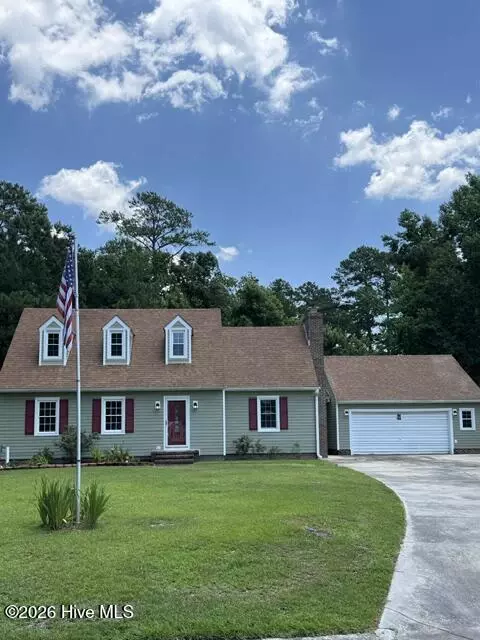 2 Raintree Way, Havelock, NC 28532