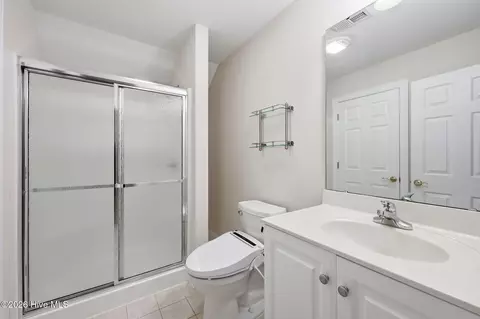 Bath - 206 Appomattox Ln, Chocowinity, NC 27817 photo 5 of 5