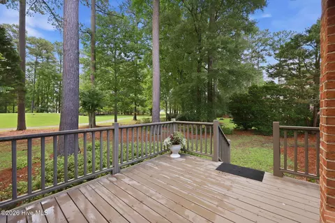 Exterior - 206 Appomattox Ln, Chocowinity, NC 27817 photo 3 of 5