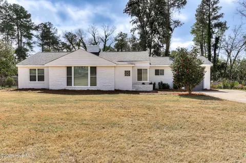 1813 Courtney Dr, North Augusta, SC 29841