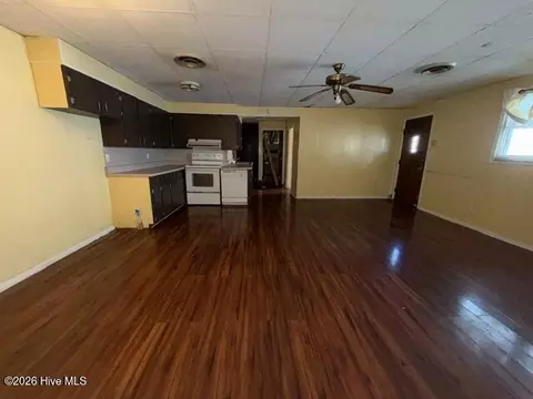 Living - 1805 Mcdowell St, Augusta, GA 30904 photo 3 of 4