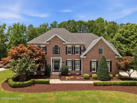 3507 Warwick Dr, Greenville, NC 27858