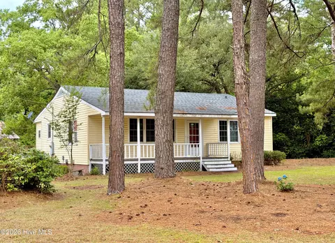 2898 Wallace Family Rd, Kinston, NC 28501