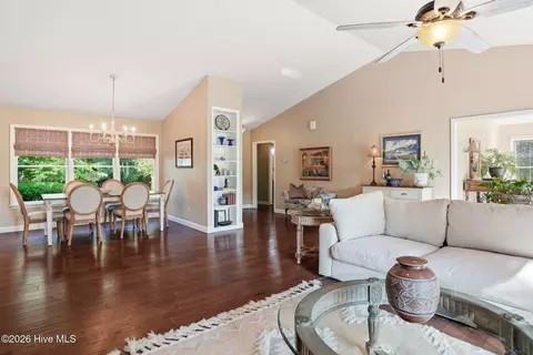 Dining - 25 Turtle Point Rd #1, Pinehurst, NC 28374 photo 1 of 3
