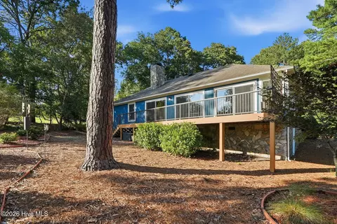Exterior - 25 Turtle Point Rd #1, Pinehurst, NC 28374 photo 6 of 10