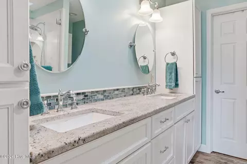 Bath - 25 Turtle Point Rd #1, Pinehurst, NC 28374 photo 2 of 6
