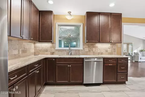 Kitchen - 25 Turtle Point Rd #1, Pinehurst, NC 28374 photo 2 of 7
