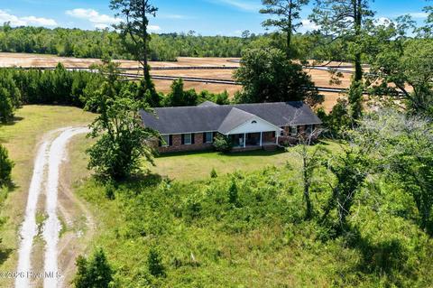 375 George Ii Hwy SE, Winnabow, NC 28479