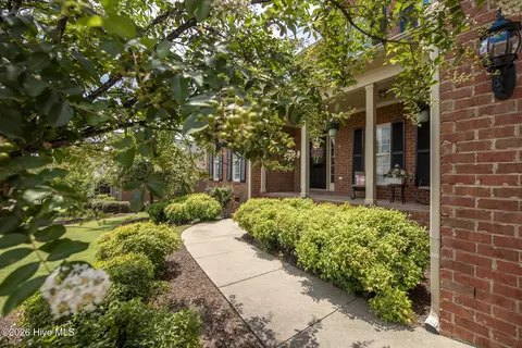 Exterior - 710 Brownsfield Ln, Evans, GA 30809 photo 6 of 16
