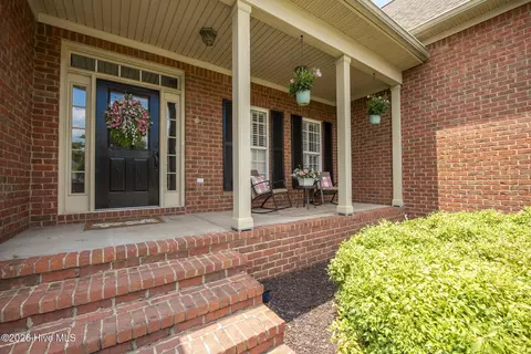 Exterior - 710 Brownsfield Ln, Evans, GA 30809 photo 7 of 16