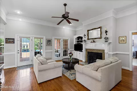 Living - 152 Kestwick Dr E, Martinez, GA 30907 photo 1 of 4
