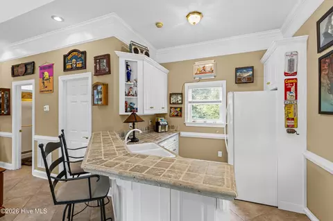 Kitchen - 152 Kestwick Dr E, Martinez, GA 30907 photo 6 of 6