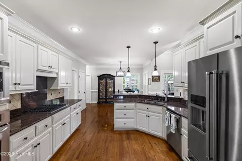 Kitchen - 152 Kestwick Dr E, Martinez, GA 30907 photo 3 of 6