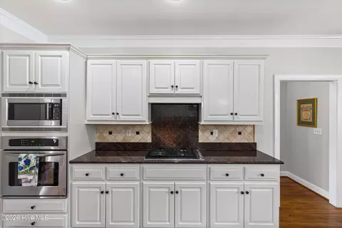 Kitchen - 152 Kestwick Dr E, Martinez, GA 30907 photo 5 of 6