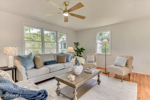 Living - 502 Arnlee Way, Augusta, GA 30909 photo 2 of 13