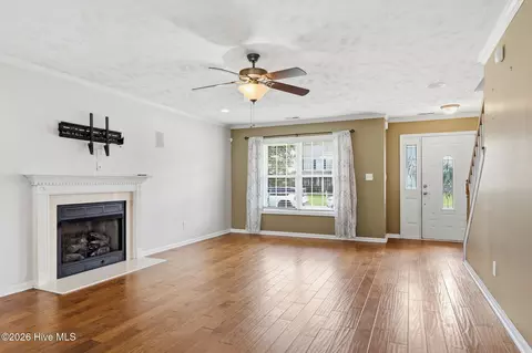 Living - 209 Target Ln, Hubert, NC 28539 photo 2 of 3