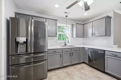 Kitchen - 209 Target Ln, Hubert, NC 28539 photo 1 of 2