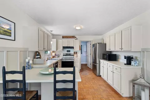 Kitchen - 113 Bellowing Doe Rd, Hampstead, NC 28443 photo 3 of 5