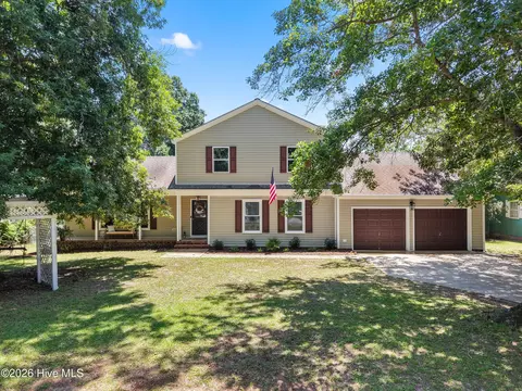 Exterior - 113 Bellowing Doe Rd, Hampstead, NC 28443 photo 6 of 11