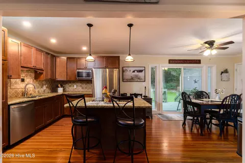 Kitchen - 2188 Us 1, Cameron, NC 28326 photo 1 of 4