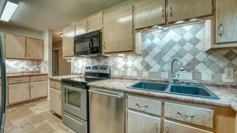 Kitchen - 12 Lonesome Pine Rd, Murphy, NC 28906 photo 3 of 3