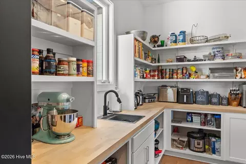 Kitchen - 290 Old Chevy Rd, Moncure, NC 27559 photo 6 of 12