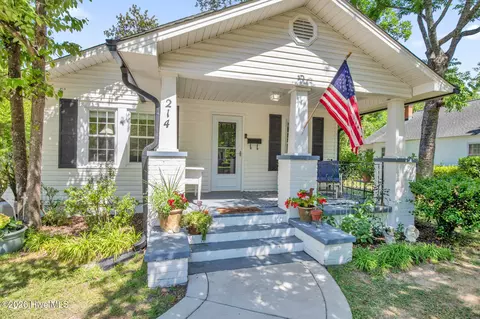 214 N Virginia Ave, Fayetteville, NC 28305