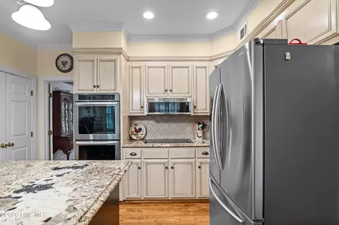Kitchen - 2021 Red Fox Way, Martinez, GA 30907 photo 5 of 6