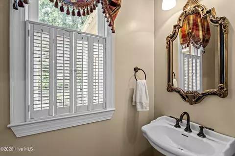 Bath - 2021 Red Fox Way, Martinez, GA 30907 photo 1 of 8