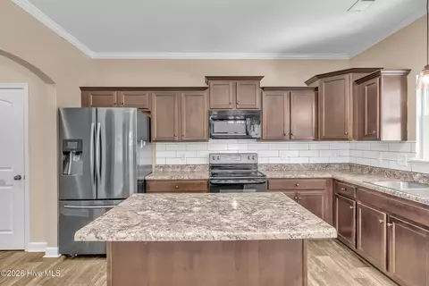Kitchen - 111 Chasity Way, Hubert, NC 28539 photo 4 of 4