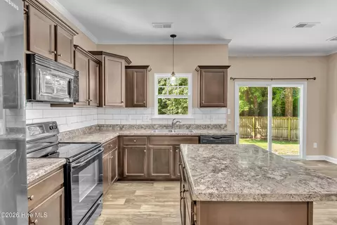 Kitchen - 111 Chasity Way, Hubert, NC 28539 photo 3 of 4
