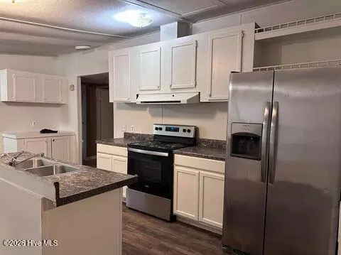 Kitchen - 11 Marlette St, Hubert, NC 28539 photo 2 of 2