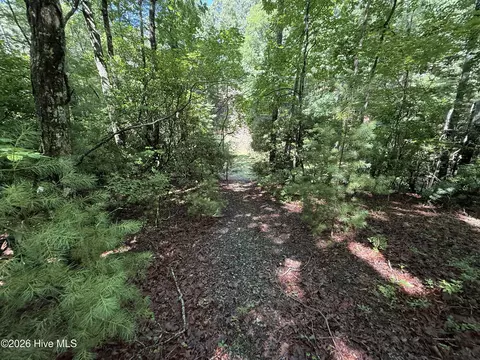 81 Roberts Rd, Murphy, NC 28906 photo 3
