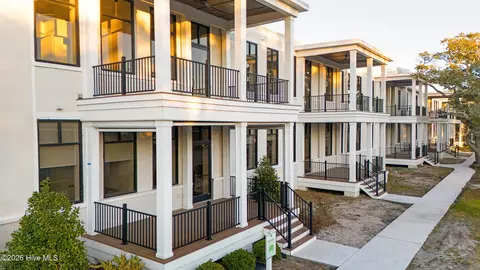 805 Mulberry St UNIT 208, Beaufort, NC 28516