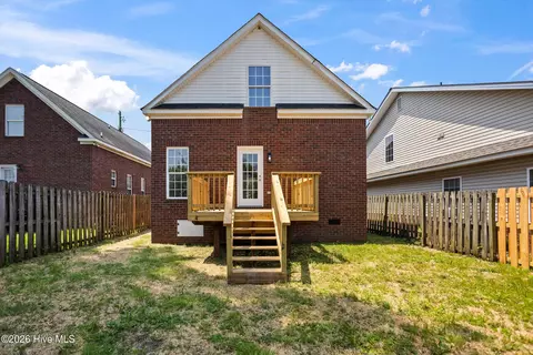 Exterior - 837 Dantignac St, Augusta, GA 30901 photo 7 of 9