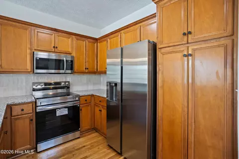 Kitchen - 837 Dantignac St, Augusta, GA 30901 photo 2 of 3