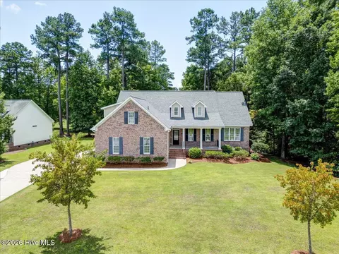 207 Emmen Rd, New Bern, NC 28562