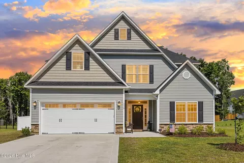 558 White Shoal Way, Sneads Ferry, NC 28460