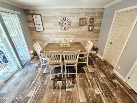Dining - 2094 Traders Neck Rd, Hampstead, NC 28443 photo 1 of 1