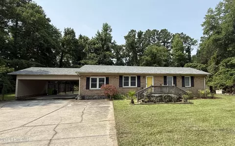 707 Clermont Rd, New Bern, NC 28560