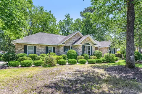 2 Niblick Ct, Carolina Shores, NC 28467